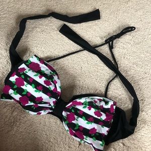 Bow bikini top!